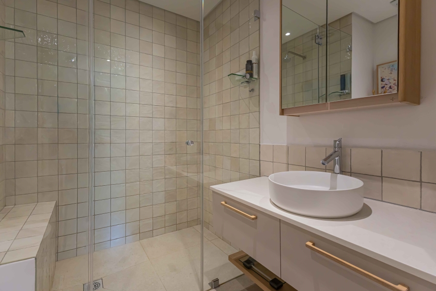 2 Bedroom Property for Sale in Sea Point Western Cape